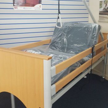 adjustable-bed-with-handle